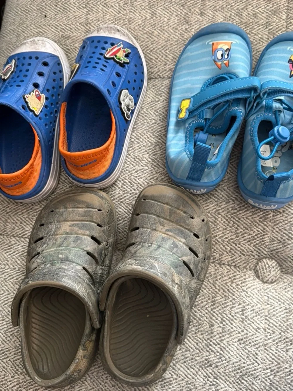 Source Unknown Kids Camo Slip-On Sandals in Green